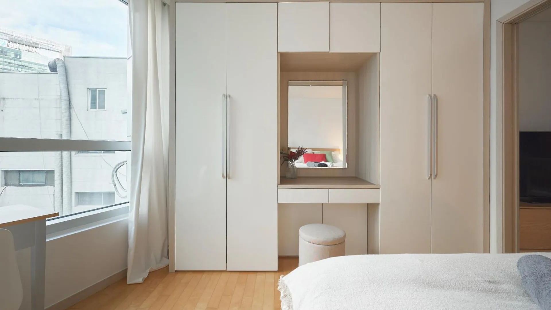 Urban Studio Seoul Apartment